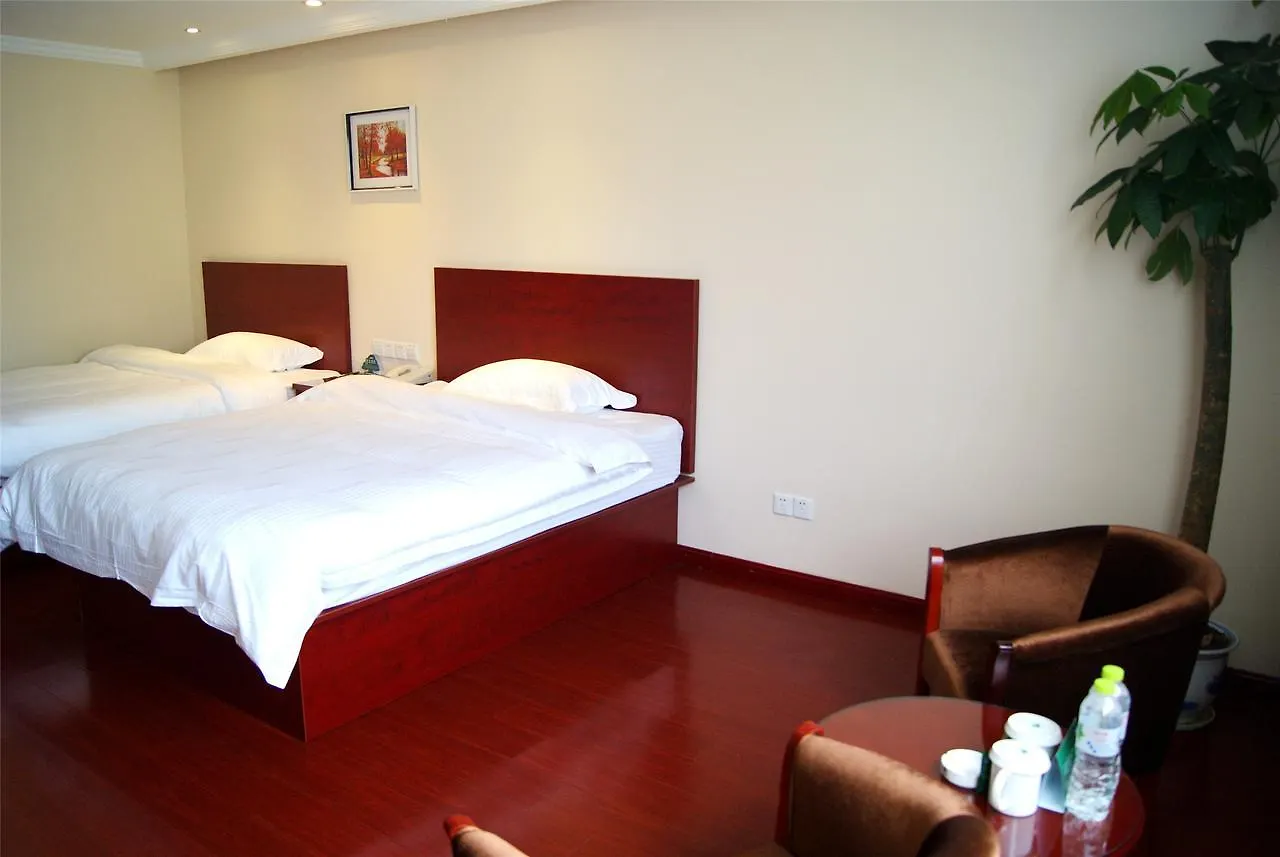 Greentree Inn Henan Xinyang Gushi Zhongshan Avenue Hongsu Avenue Express Hotel Yaowandukou