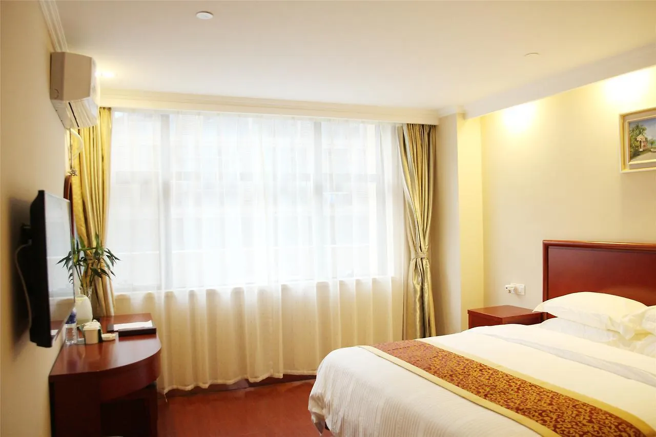 Greentree Inn Henan Xinyang Gushi Zhongshan Avenue Hongsu Avenue Express Hotel Yaowandukou