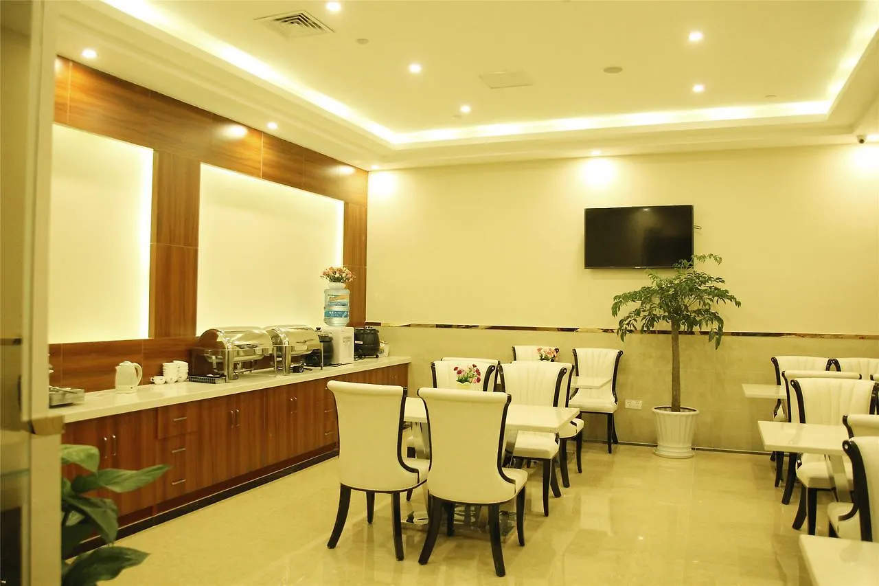 ***  Greentree Inn Henan Xinyang Gushi Zhongshan Avenue Hongsu Avenue Express Hotel Yaowandukou China
