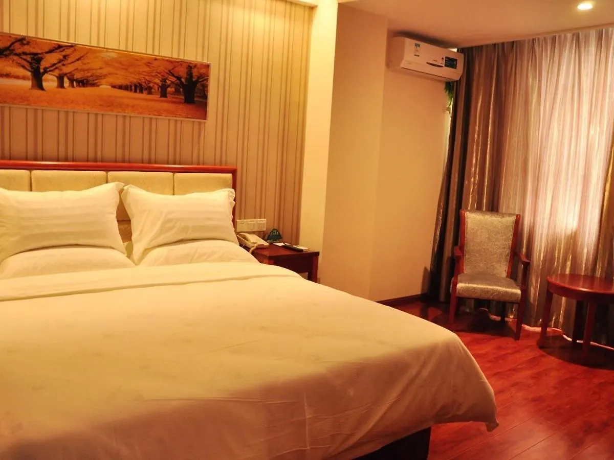 Greentree Inn Henan Xinyang Gushi Zhongshan Avenue Hongsu Avenue Express Hotel Yaowandukou